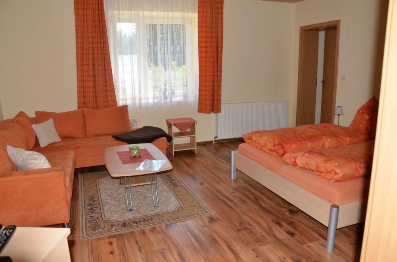 Storchennest An Der Spree In Radinkendorf Apartment Beeskow Exterior foto